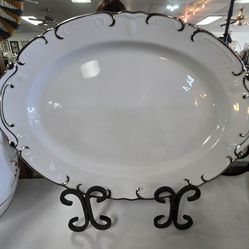 Large Royal Platinum Platter. 16" L x 12" H. PLEASE READ DESCRIPTION