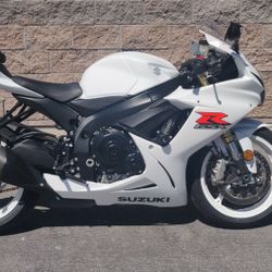 2020 Suzuki GSX-750R