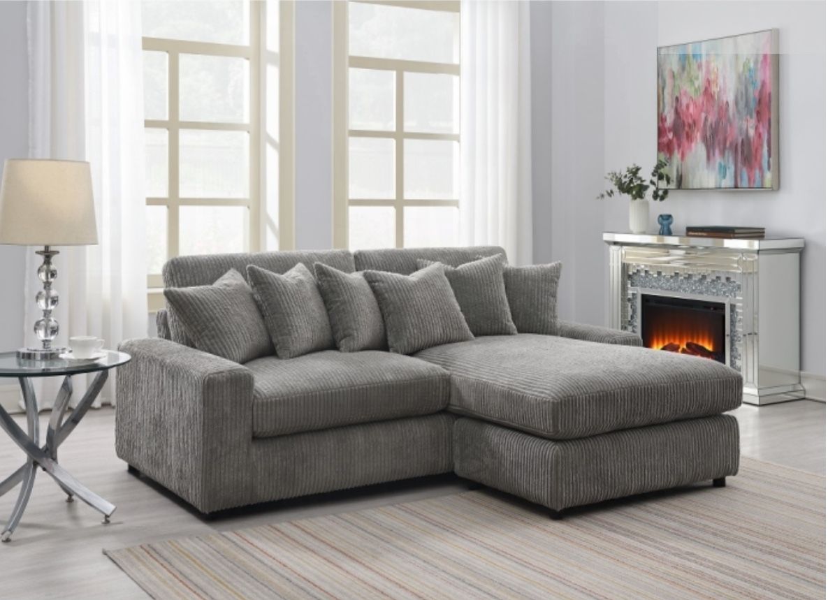 Brand new sectional in box- shop now pay later. 🔥Free Delivery🔥 