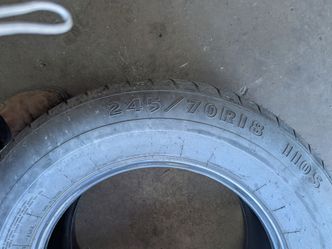Tire 245/70R18