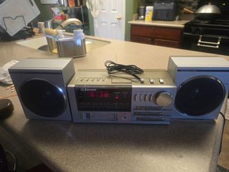 Emerson vintage am/fm/tape player