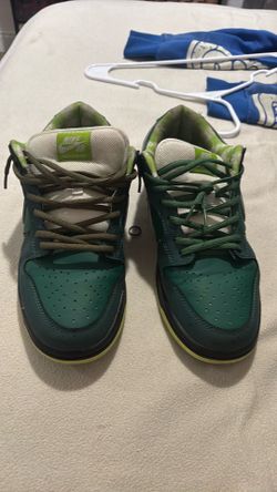 Nike dunks green lobsters