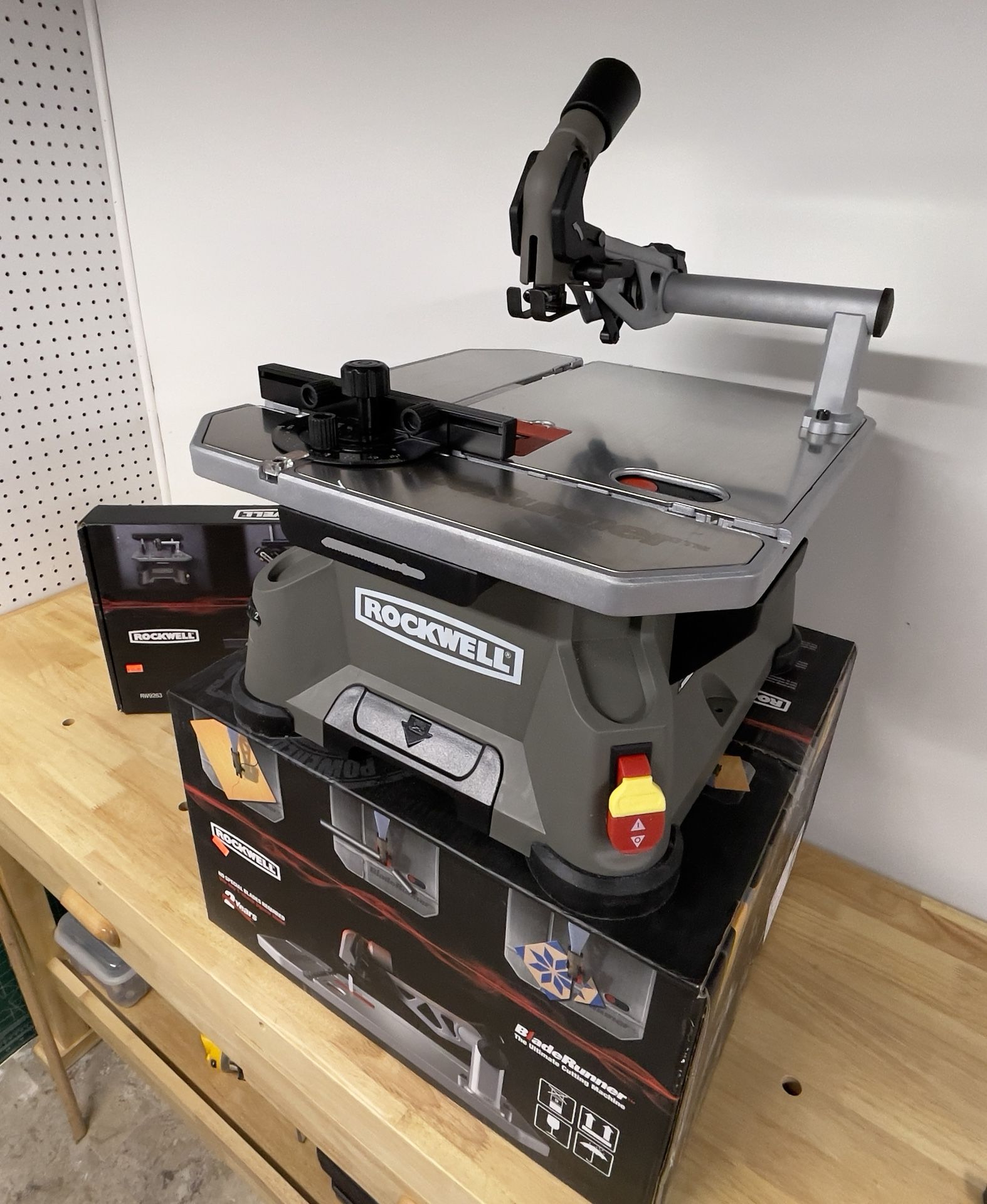 Rockwell BladeRunner Portable Tabletop Saw