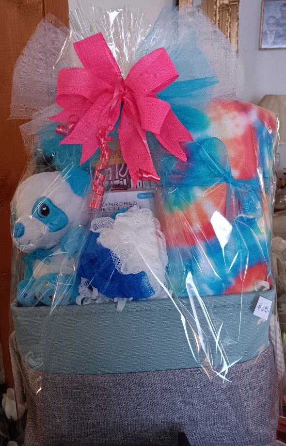 Girl Teen Anytime Basket