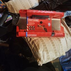 Craftsman Clamping Miter Box With Saw