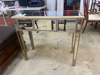Mirrored table / hallway table / entry table
