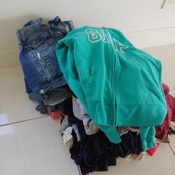 Lot of kids clothes - need gone today!
