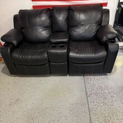 Black Leather Couch 