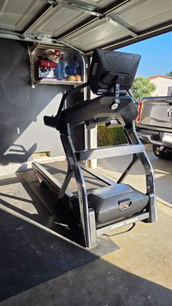 Bowflex T22 Treadmill (NEEDS NEW MONITOR)