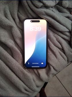 APPLE iPhone 15