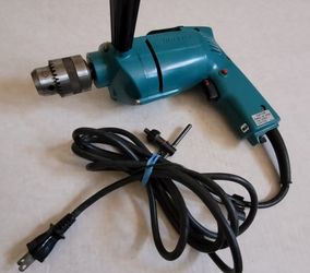 Makita DP4700 13mm Drill Corded, Variable Speed, 0-550RPM, 1/2" Chuck, Barely Used, Xlnt Condition