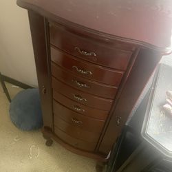 Jewelry Storage Dresser 