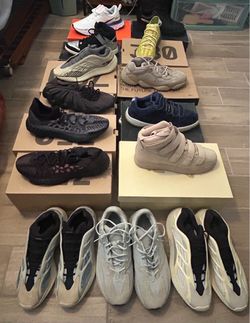 Lot of shoes Yeezy and Nike Jordan
