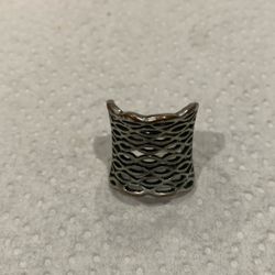 WIDE BAND METAL KNUCKLE STYLE RING