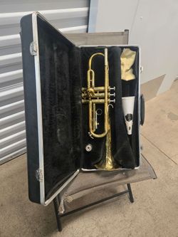 Original Bundy trumpet made in usa $120 obo