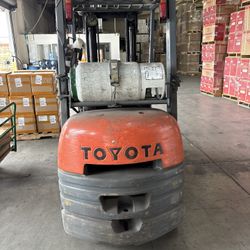 Forklift