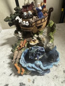 Noah’s Ark Counter Top Figurine