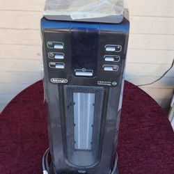 DeLonghi Heater With Remote