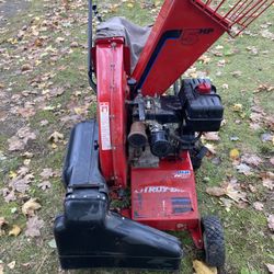 Leaf Vacuum And Chipper  - Self Propelled 