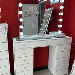 White vanity With Bluetooth mirror 