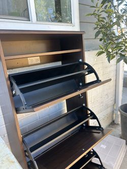Shoe Dresser