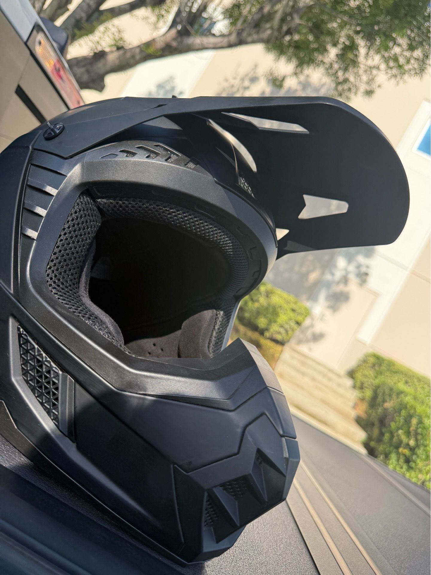 Helmet L52. XXXL