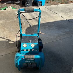 Air Compressor 3 HP 5.2 Gal