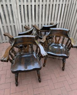 Bennington Vermont Captain’s Chairs – Set of 4 Solid Wood Chairs