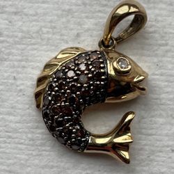 10k Gold Fish Pendant w/ Stones