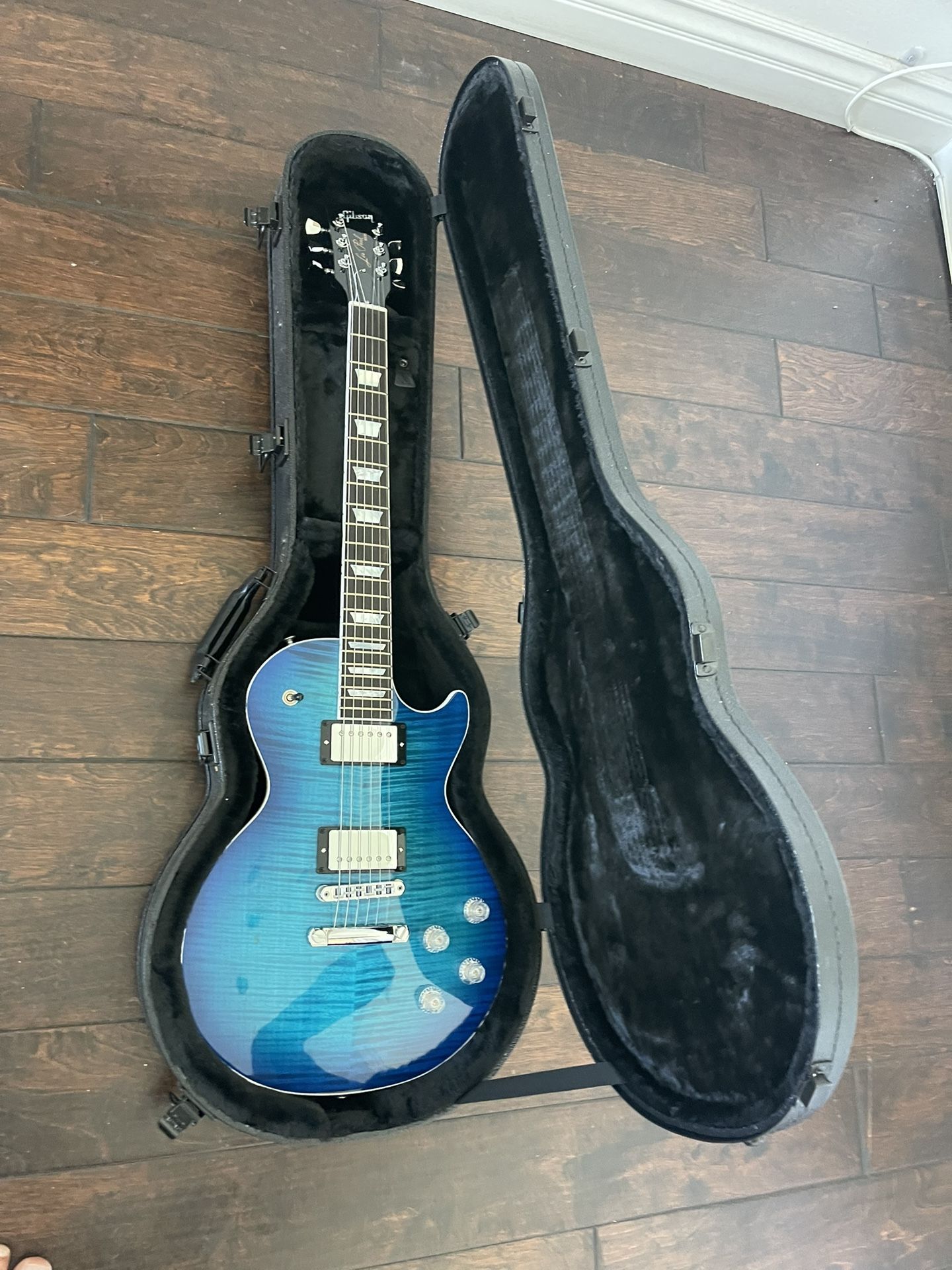 Gibson Les Paul electric guitar