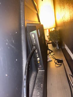 43 inch Roku smart tv
