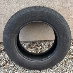195/65R15 Goodyear Tire
