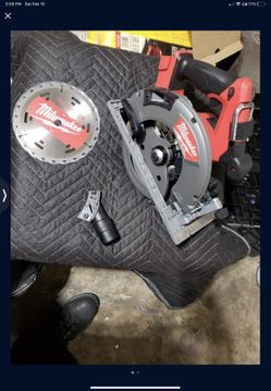 Milwaukee Fuel M18 7 ¼" Circular Saw