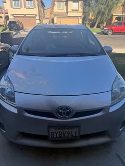 2011 Toyota Prius Hybrid hatchback