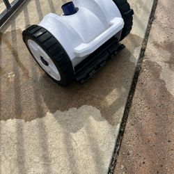 SWIMMING POOL VACUUM NEW
