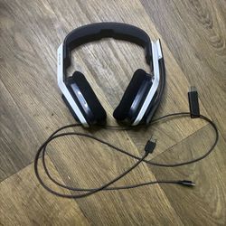 Astro A20 headphones (new)