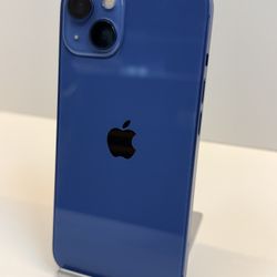 Apple iPhone 13 128gb. ( Fully Unlocked )