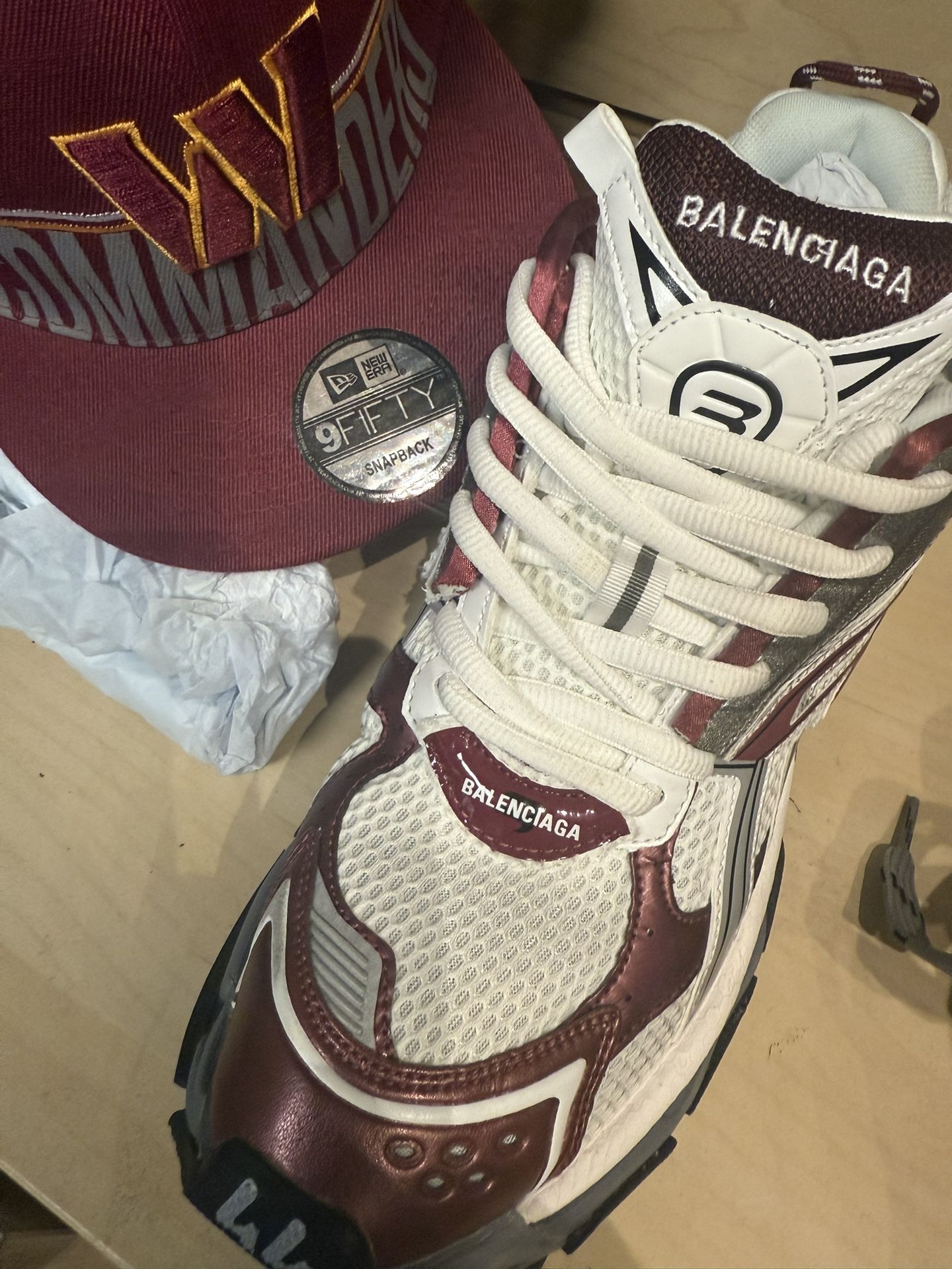 Balencigas 🏃🏾 Runners Size 44