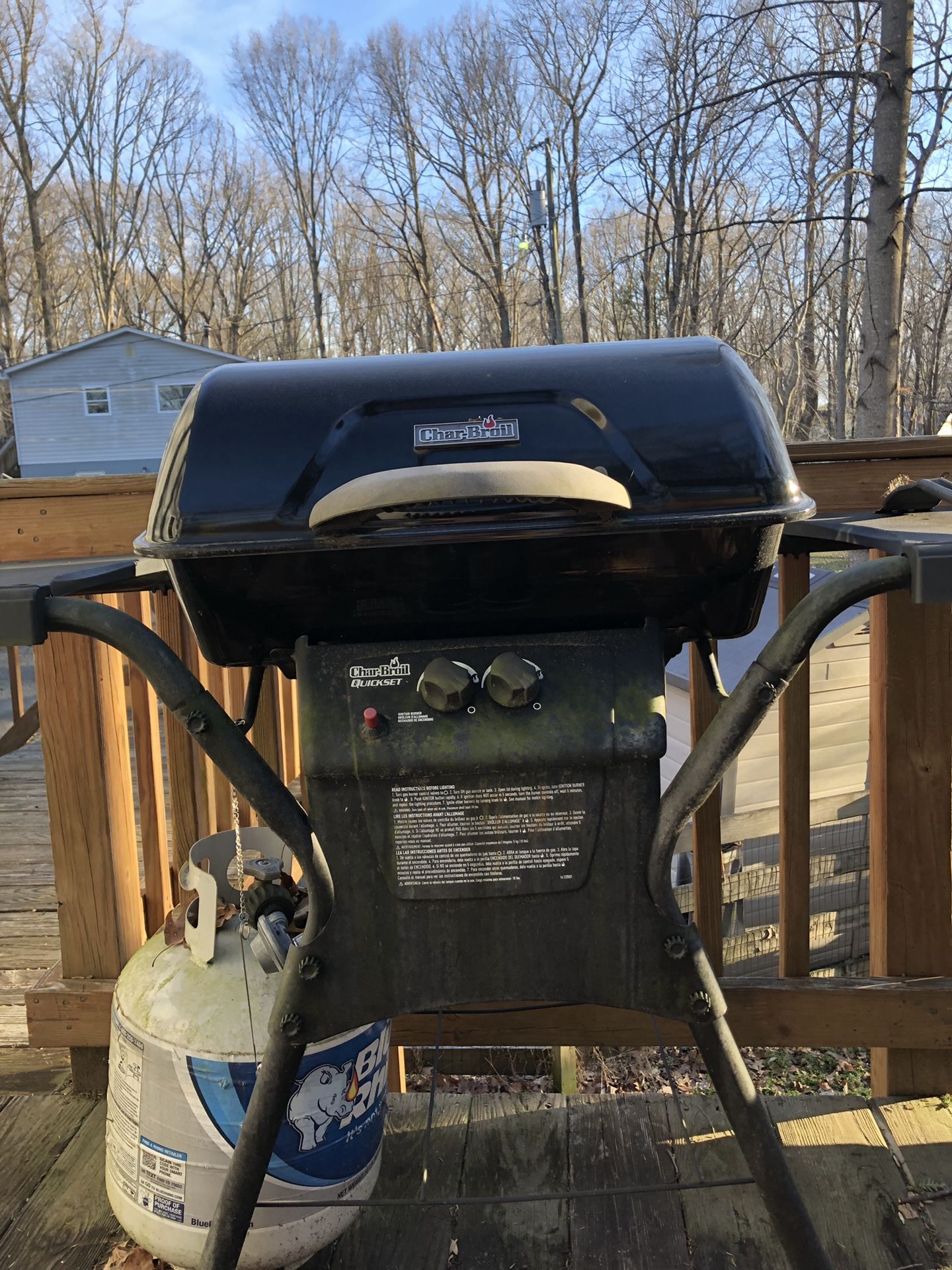 Gas grill