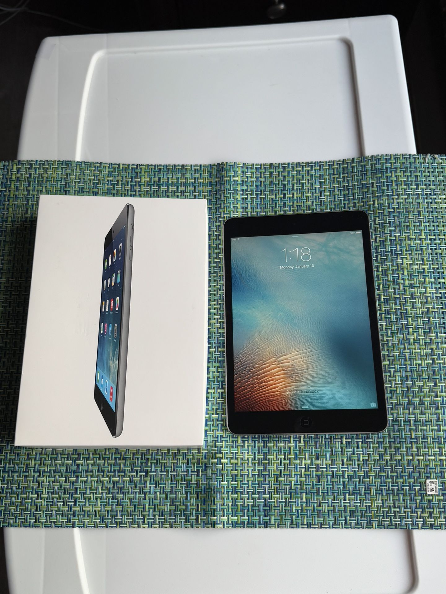 Apple iPad Mini Tablet Unlocked