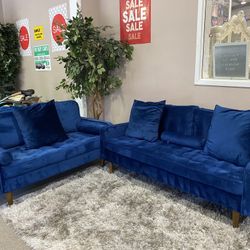 Plush blue sofa set $199