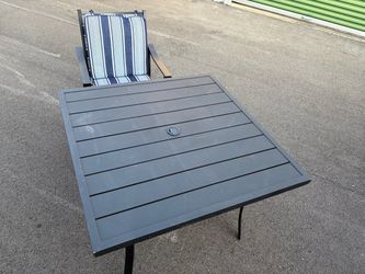 Outdoor table and chairs