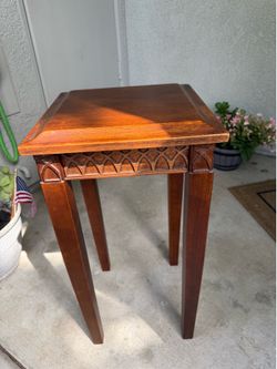 Wood plant stand table