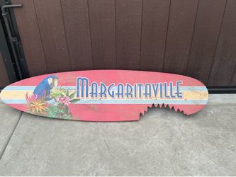 Margaritaville board decor