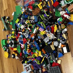 Lot of LEGOS! Like New. 