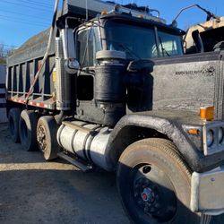 GMC GENERAL Dump Truck Tri Axle 