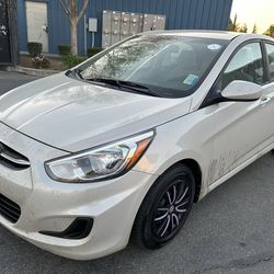 2017 Hyundai Accent