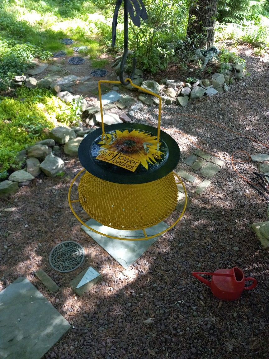 Sunflower Bird Feeder