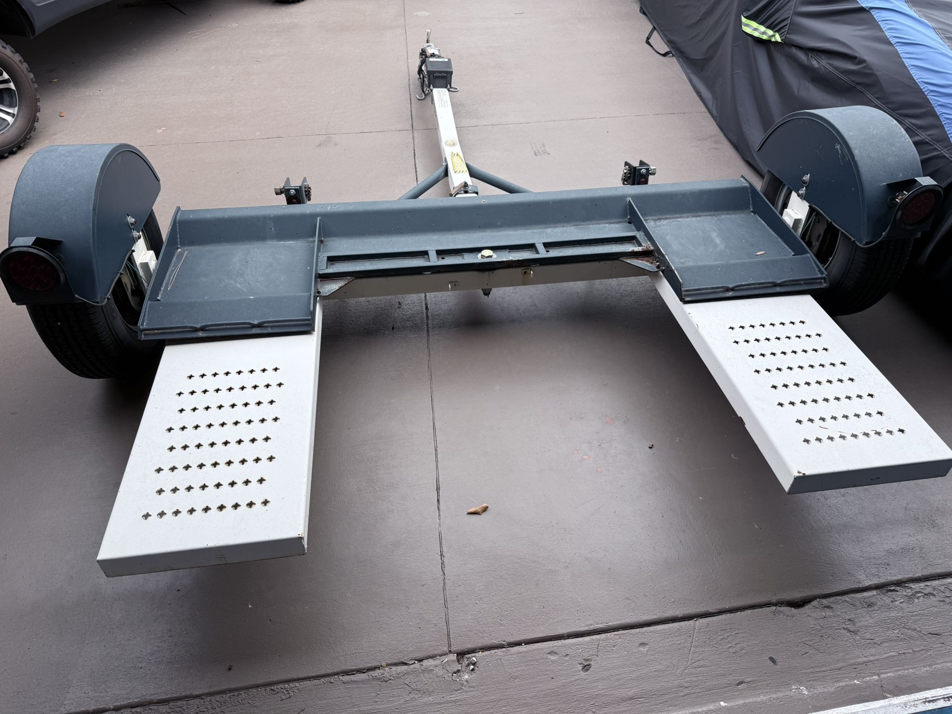 Vehicle Dolly