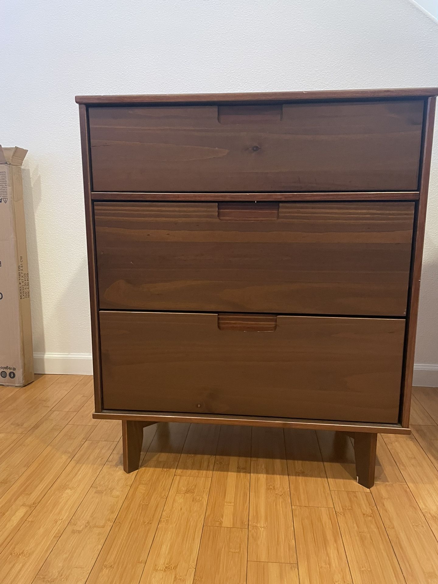 Walnut 3-drawer Dresser